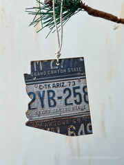 Arizona Vintage License Plate Ornament Magnet