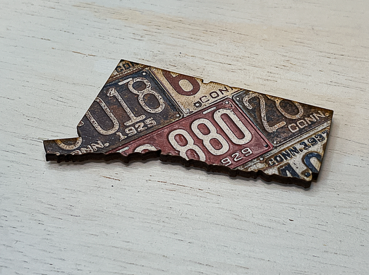 Connecticut Vintage License Plate Ornament Magnet